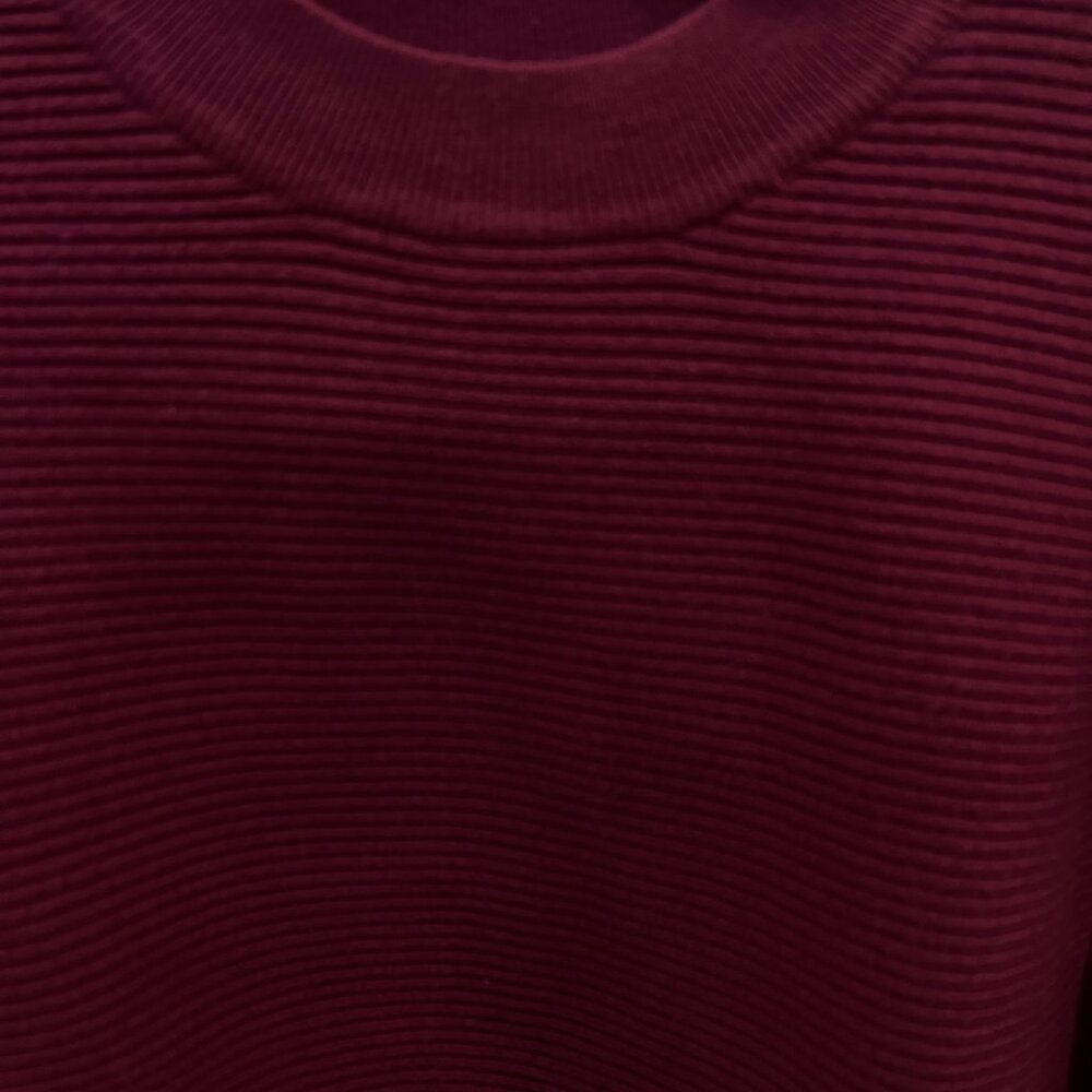 Avara Sweater - Picture 2 of 11